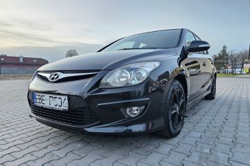 Hyundai I30 LIFT 1.4 109KM 2011r. Podgrzewane fotele Zarejestrowany w 