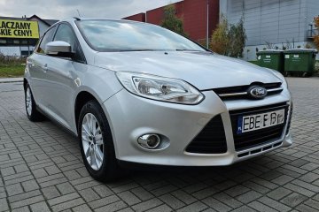 Ford Focus 2011 1.6 Benz. 125KM PDC, Podgrzewane fotele i szyba przedn